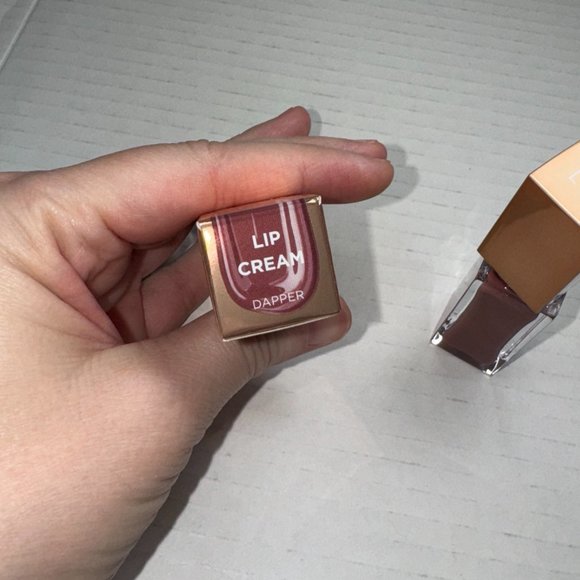 Sigma Beauty Lip Cream in Dapper - Picture 5 of 13